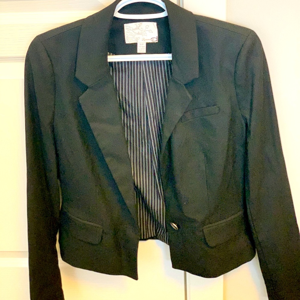 Black coat in good condition